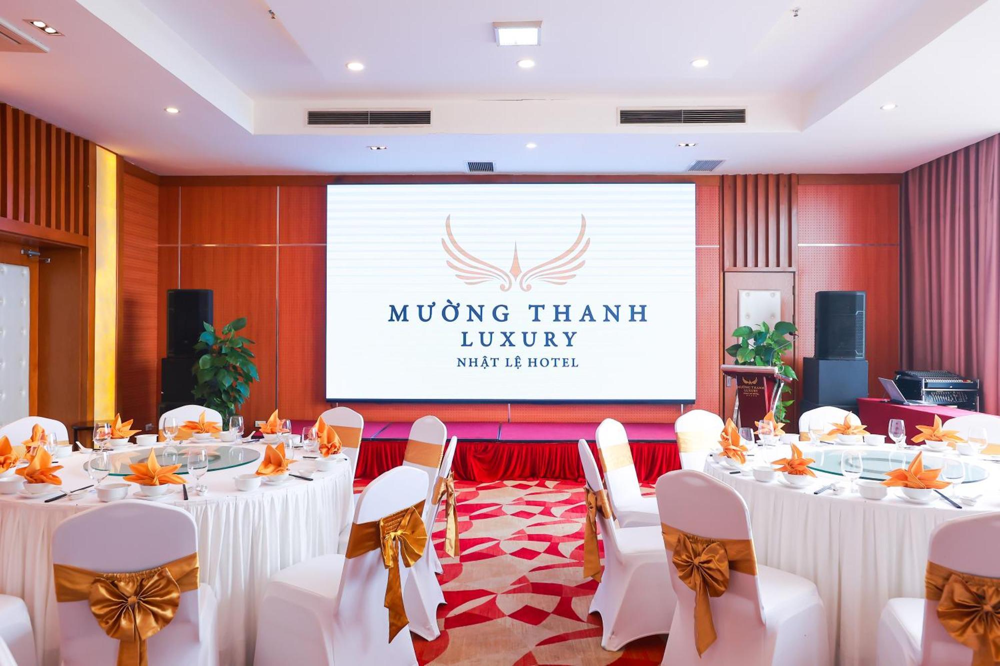 Muong Thanh Luxury Nhat Le Hotel Донгхой Экстерьер фото