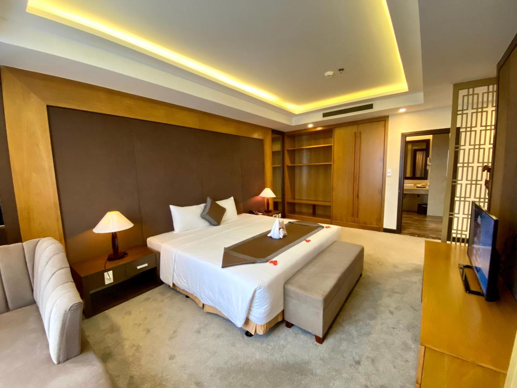 Muong Thanh Luxury Nhat Le Hotel Донгхой Экстерьер фото